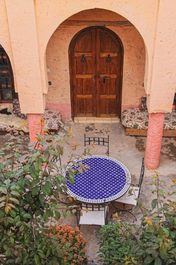 Riad Diwane ويرڭان المظهر الخارجي الصورة