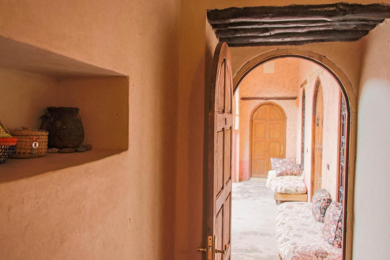 Riad Diwane ويرڭان المظهر الخارجي الصورة