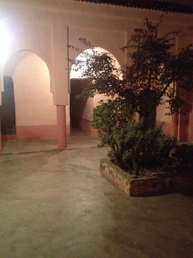Riad Diwane ويرڭان المظهر الخارجي الصورة